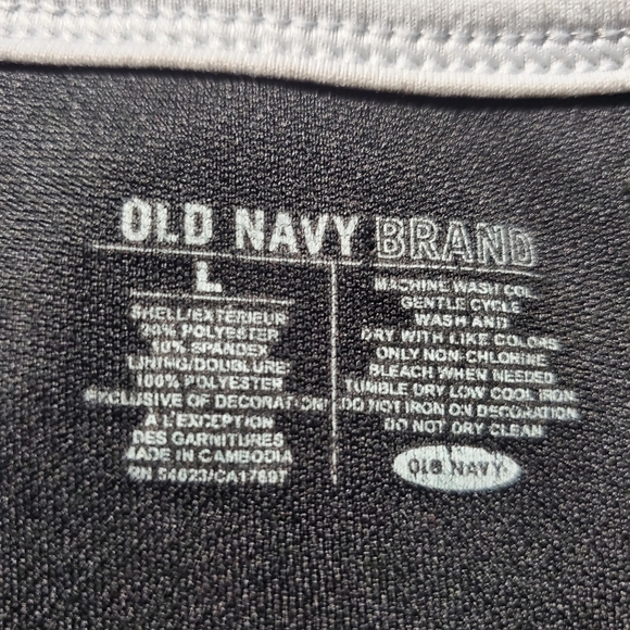 OLD NAVY Workout Tank with Built-In Sports Bra Size Large - Picture 7 of 7